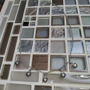 Vintage Irredesent Stone necklace